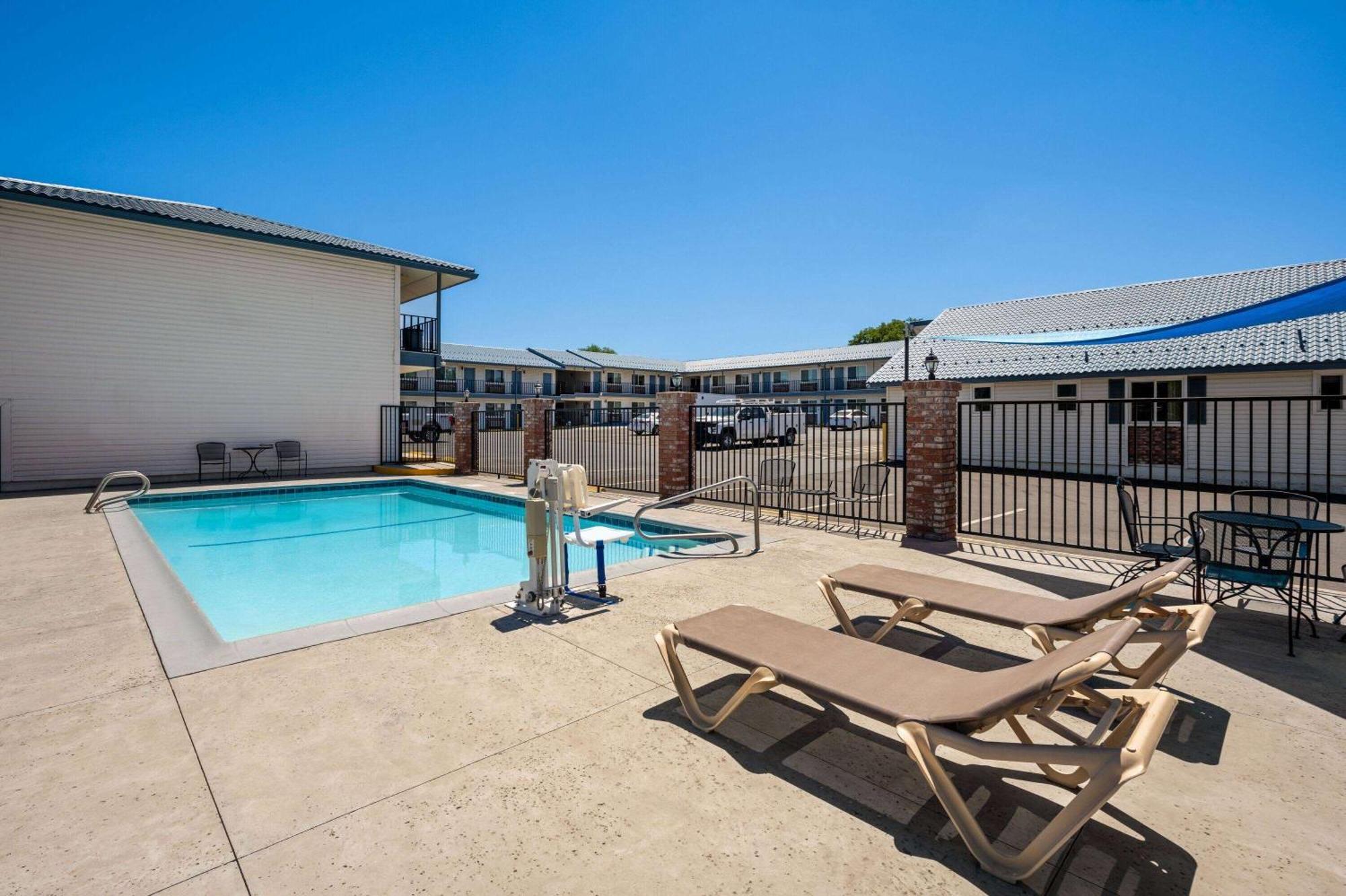 Super 8 By Wyndham Susanville Exterior foto