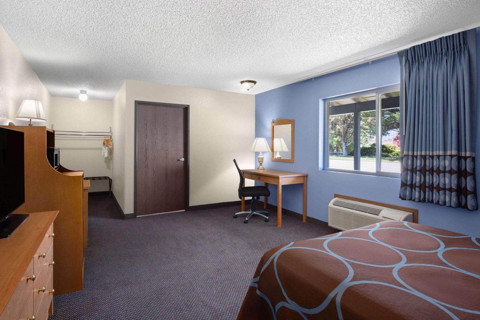 Super 8 By Wyndham Susanville Exterior foto